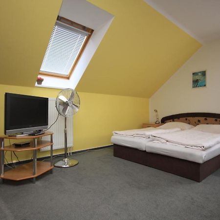 Apartman Pod Cernou Horou Rožnov pod Radhoštěm 外观 照片