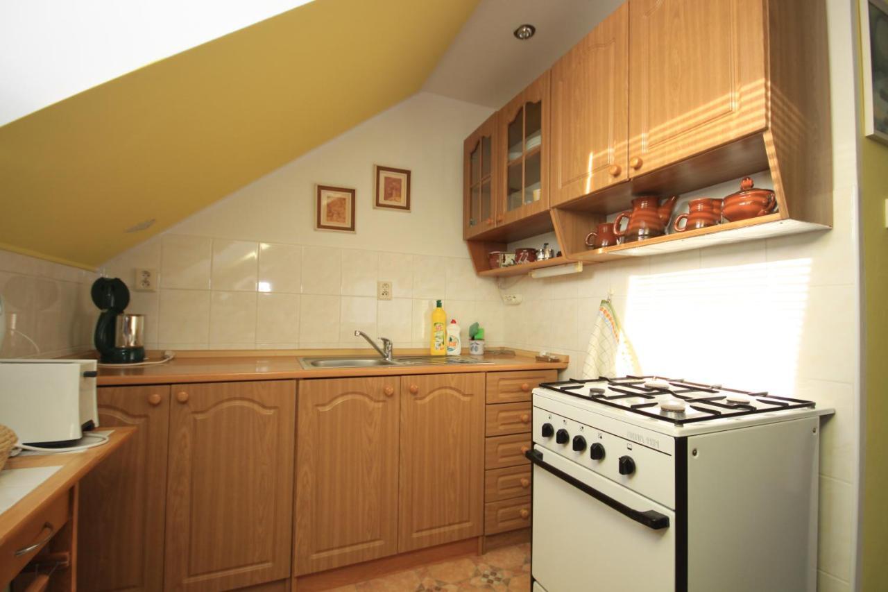 Apartman Pod Cernou Horou Rožnov pod Radhoštěm 外观 照片