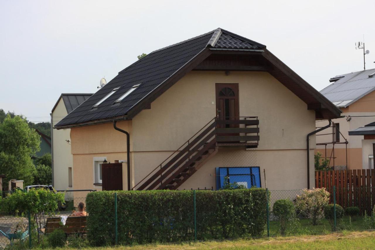 Apartman Pod Cernou Horou Rožnov pod Radhoštěm 外观 照片